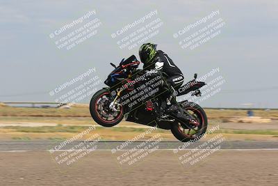 media/Sep-10-2023-Pacific Track Time (Sun) [[44210541ad]]/Group B/1220pm (Wheelie Bump)/